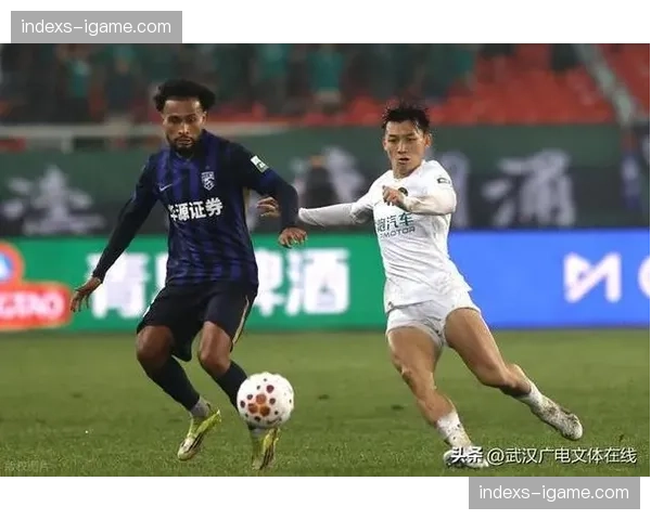 武汉三镇主场力克浙江队 终结三连败积分由负转正
